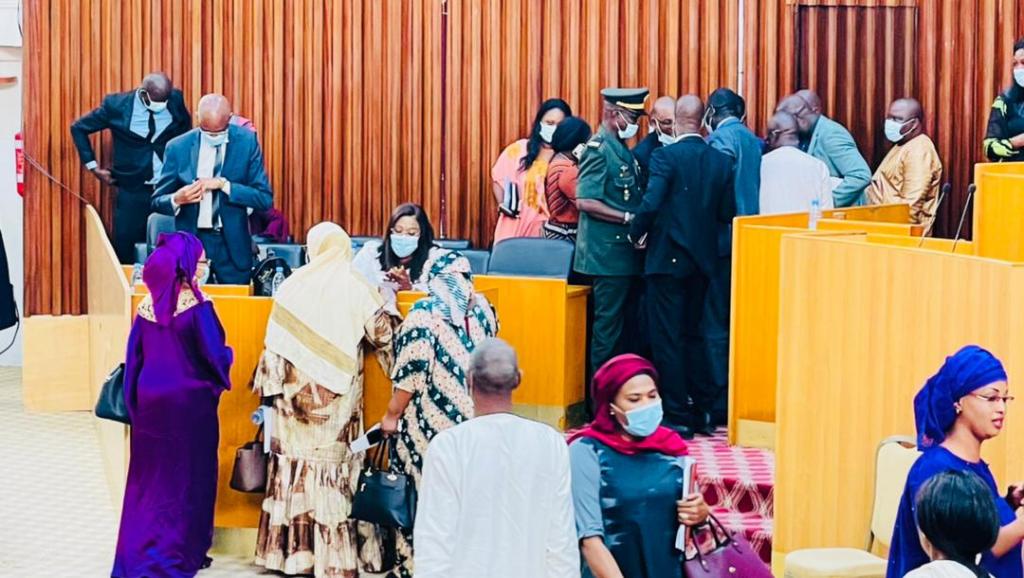 Assemblée nationale, des députés privés de véhicules, la réforme qui fâche l’opposition