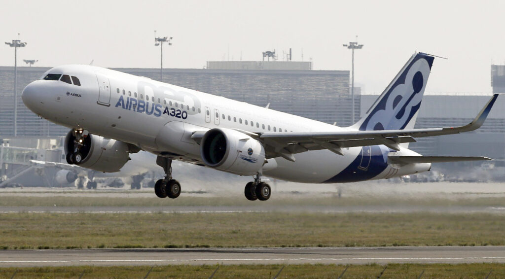 Plus de 600 Airbus A320neo cloués au sol