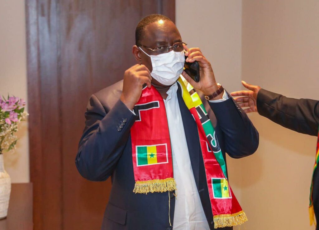 Macky Sall au téléphone après match Sénégal