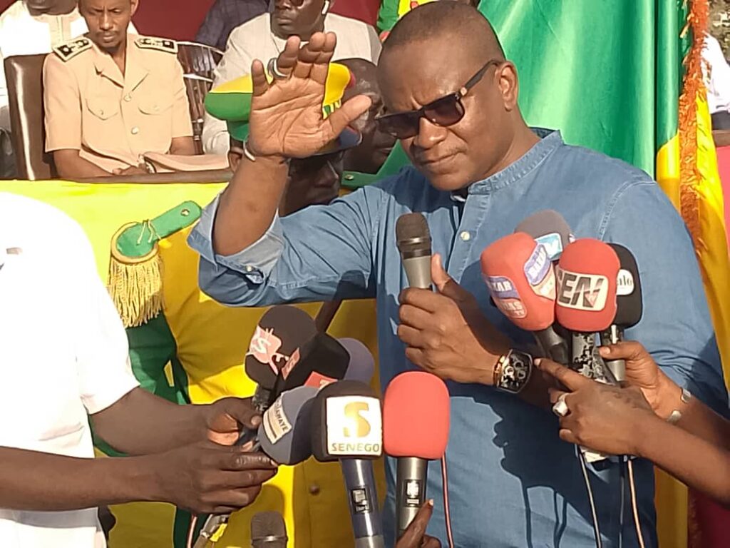 Lat Diop, ministres des Sports à Guédiawaye