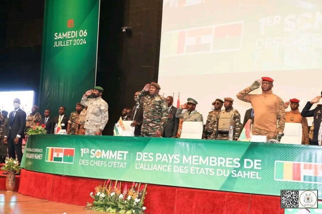 Mali, Burkina et Niger actent la confédération des Etats du Sahel