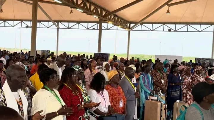 Pèlerinage aux lieux saints de la chrétienté, départ des pèlerins pèlerinage aux lieux saints de la chrétienté, départ des pèlerins